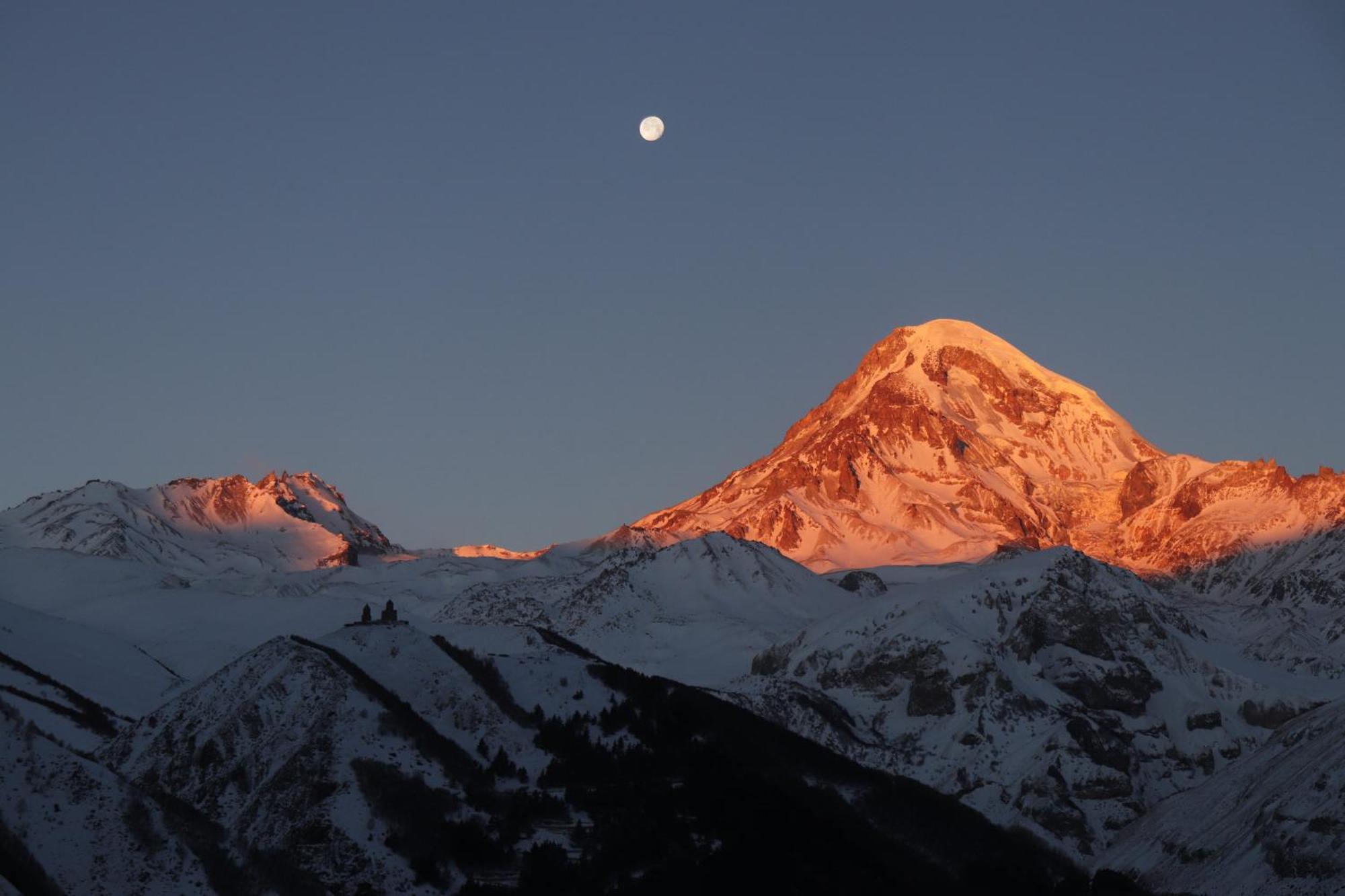 Rooftop Kazbegi Zewnętrze zdjęcie